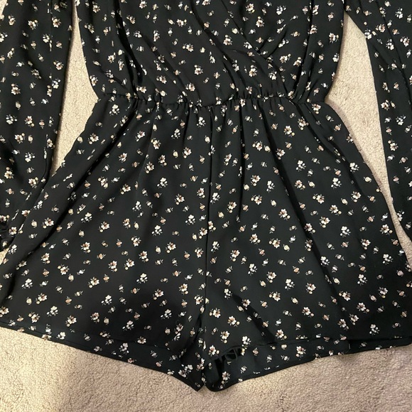 Romper - Picture 6 of 6